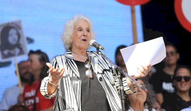 ESTELA DE CARLOTTO