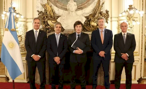 CADENANACIONALMILEI