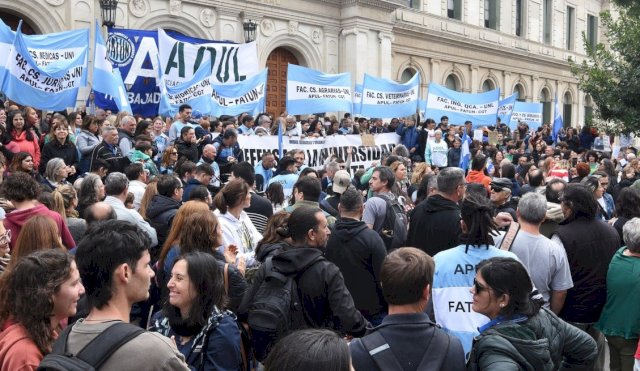 MARCHAUNIVERSITARIA