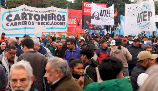 MARCHADIADELTRABAJADOR