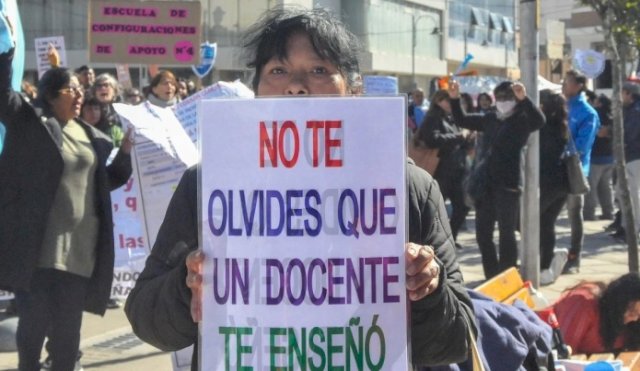 Sindicatos docentes anuncian paro nacional de 24 horas el próximo jueves